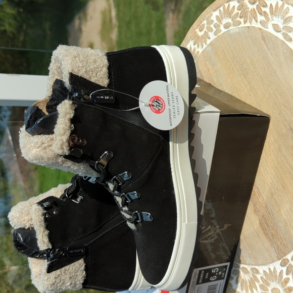 Blondo Shylo suede hiking/sneaker boots 6.5 - Picture 8 of 9